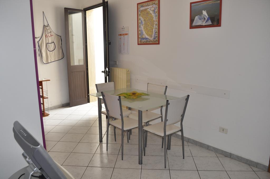 Campi Salentina Casa Vacanza L'Aquilone מראה חיצוני תמונה