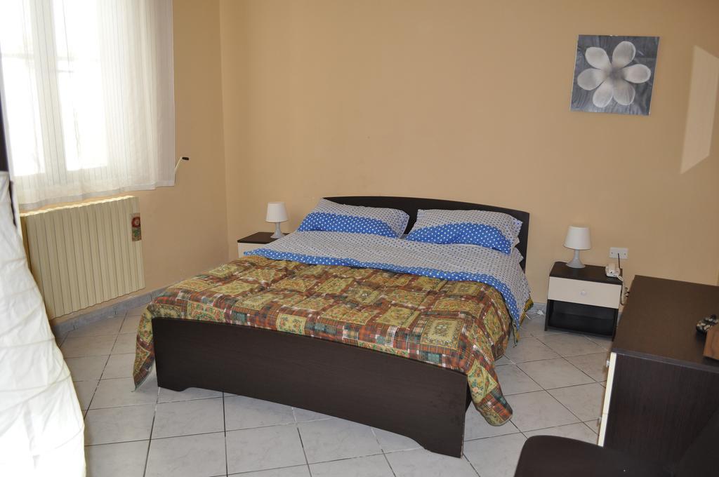 Campi Salentina Casa Vacanza L'Aquilone מראה חיצוני תמונה